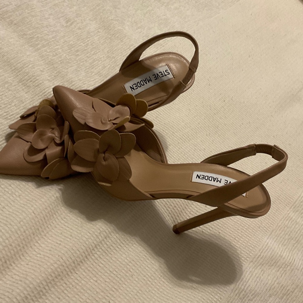 Steve Madden Brown Floral Women's Heels
